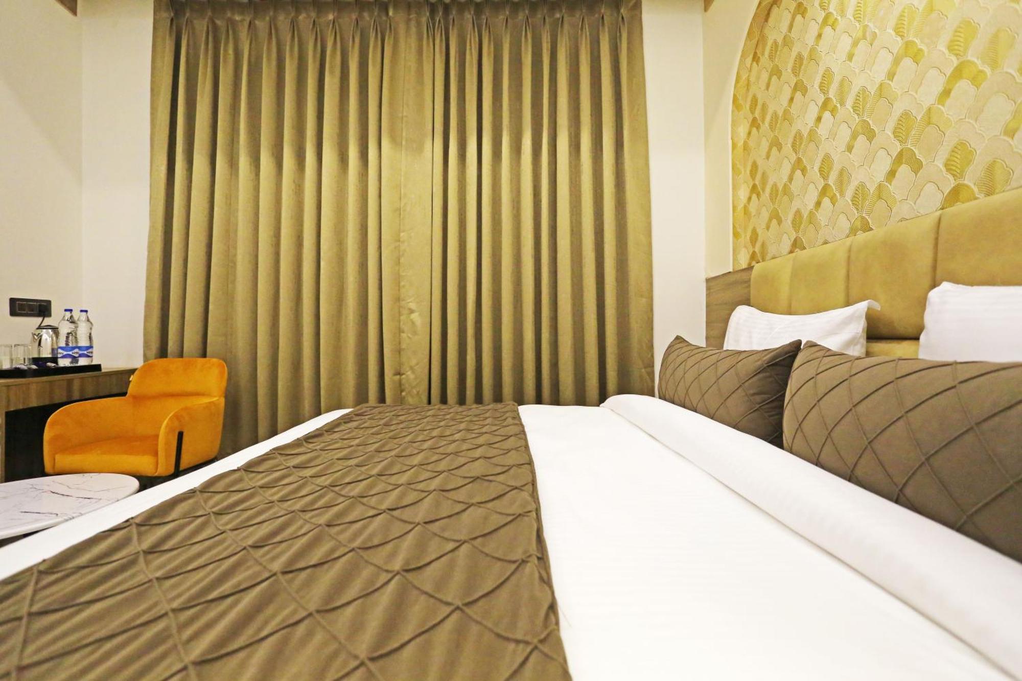 Hotel Hsp Plaza Neu-Delhi Exterior foto
